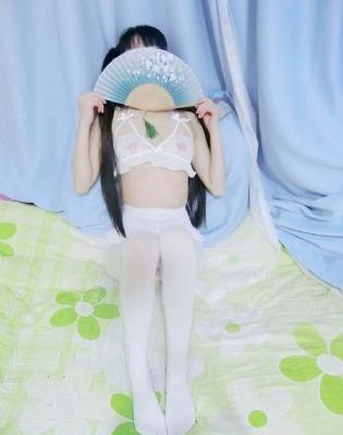 善良女秘书的目的在线播放