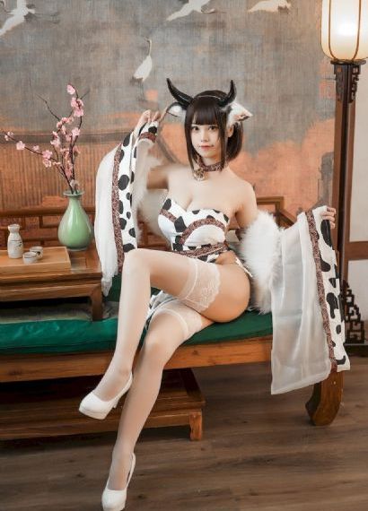 男人激情吮乳吃奶视频60分钟