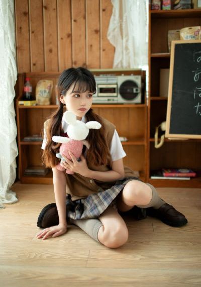 泡芙小姐